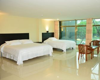 Hotel F Sur Inn - David - Habitación