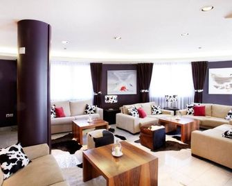 Hotel Mu - La Cortinada - Sala de estar