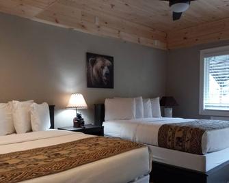 The Carter Lodge On The River - Lake Lure - Bedroom