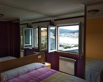 Hostal Residencia Bahía - Laxe - Bedroom