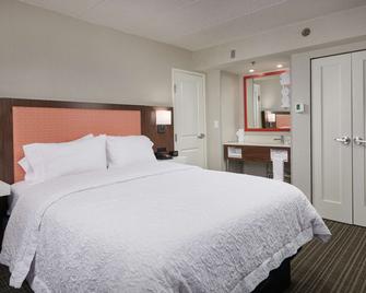 Hampton Inn Fairfax City - Fairfax - Slaapkamer