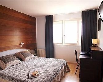 Hotel La Longue Vue - Gennes-Val-de-Loire - Slaapkamer