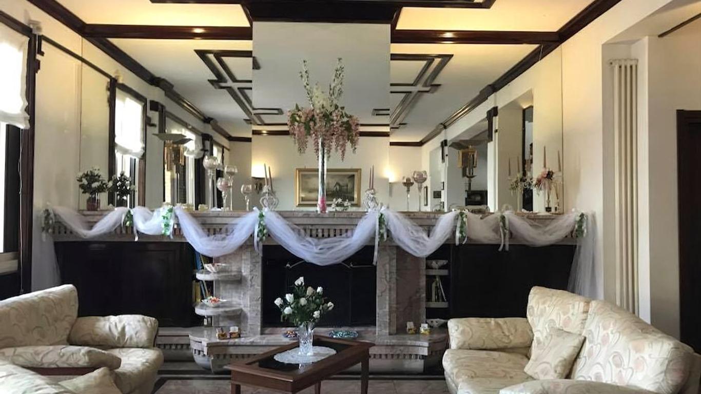 La Maison Royale Bb