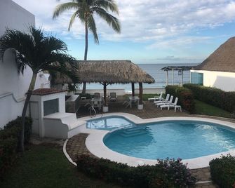 Spectacular Views! Oceanfront Condo With All You Need For Your Vacations! - Manzanillo - Piscina