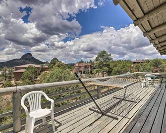 Hike and Relax Prescott Studio with Thumb Butte Views - Prescott - Balcony