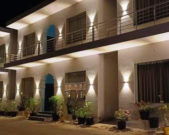 Superior Villa at Aravali Hills Resort - Pushkar - Building
