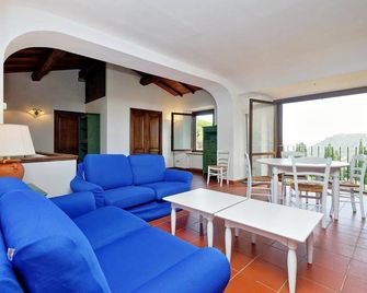 Agriturismo Pimpinnacolo - Porto Ercole - Living room