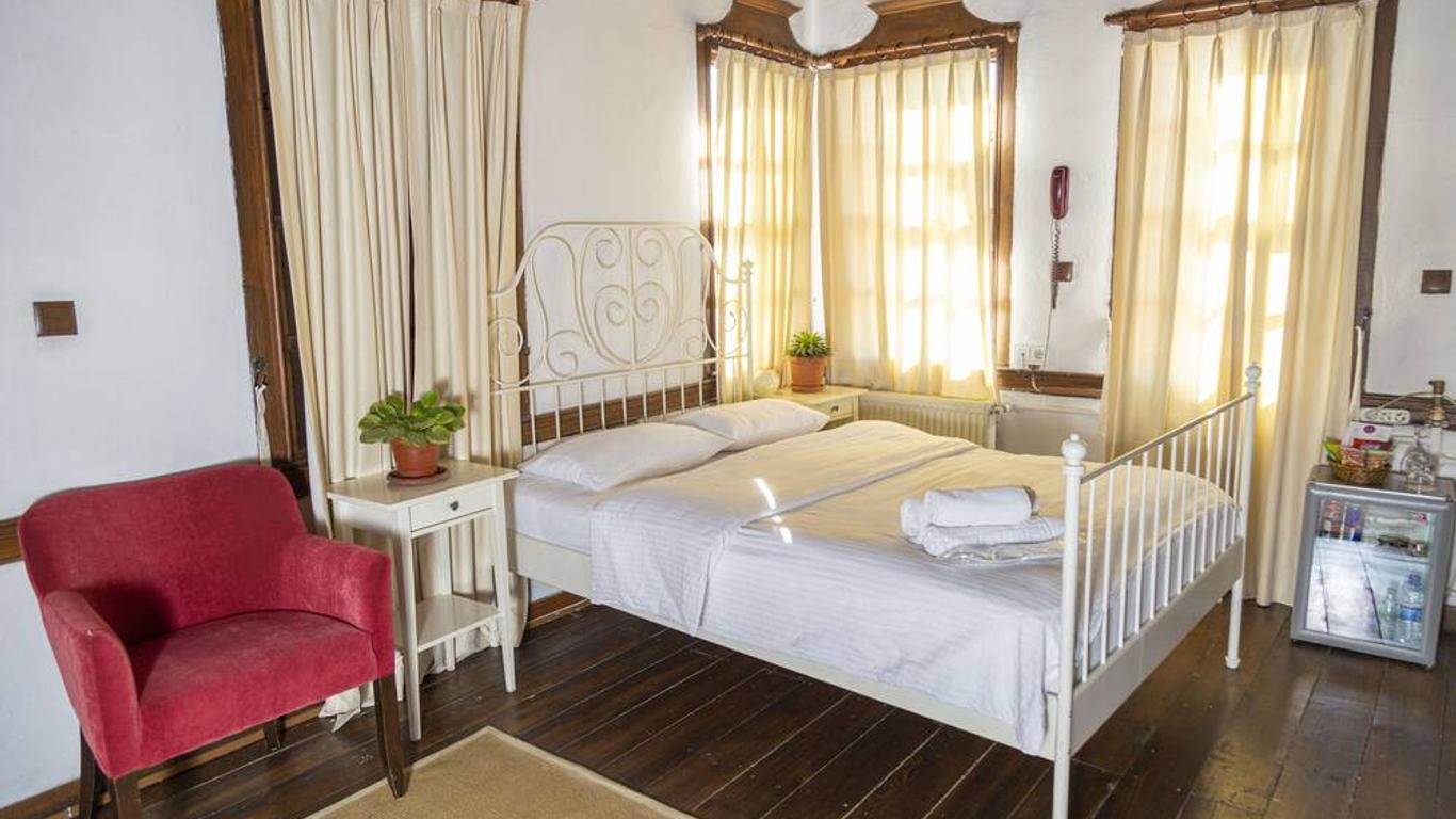 Anemon Koleksiyon Kula Otel