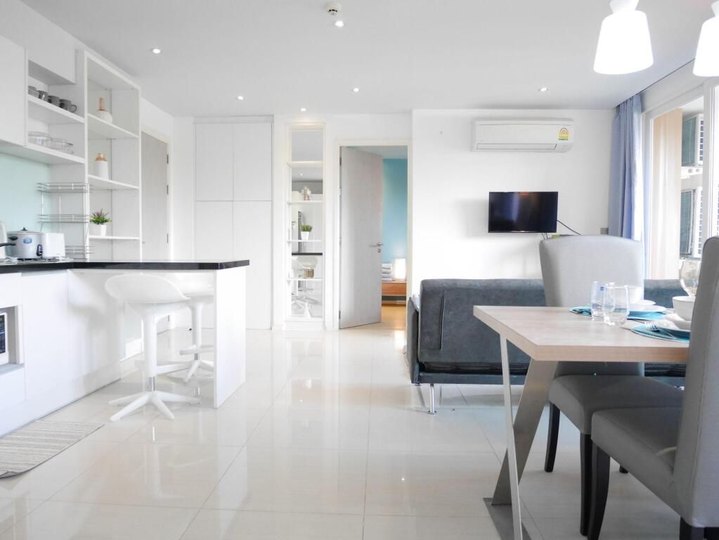 Atlantis Condo & Water Park Pattaya By the Sea