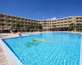 Houda Yasmine Hammamet - Hammamet - Bể bơi