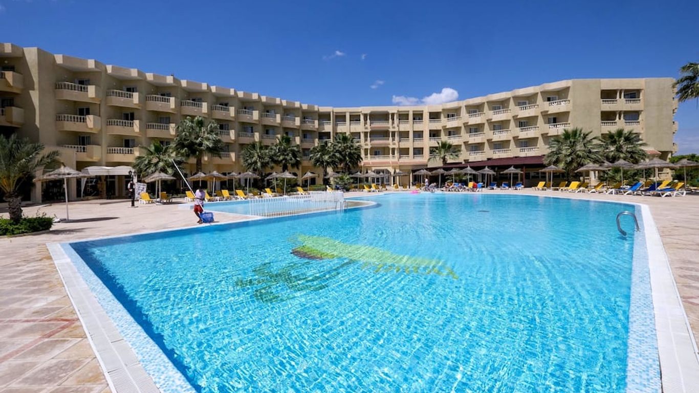 Houda Yasmine Hammamet