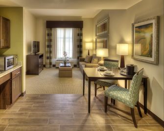 Homewood Suites by Hilton Victoria - Victoria - Sala de estar