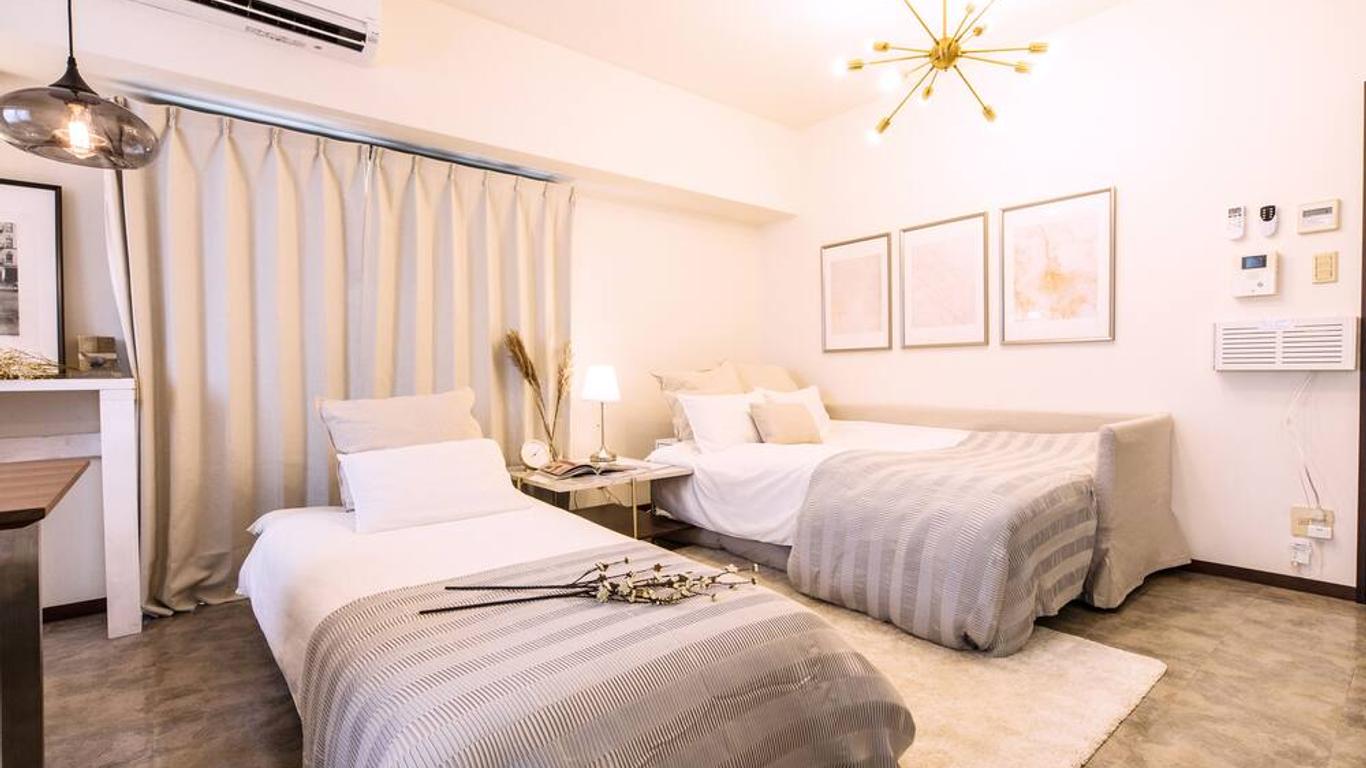 City Hotel Namba Suites
