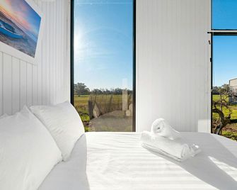 Starry Night Farmstay by Tiny Away - Forbes - Bedroom