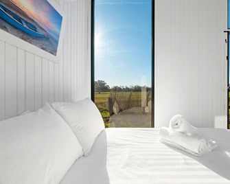 Starry Night Farmstay by Tiny Away - Forbes - Bedroom