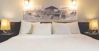 Hotel Continental Centre-Ville - Val-d'Or - Camera da letto