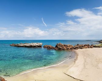 Janus Hotel - Castelsardo - Playa