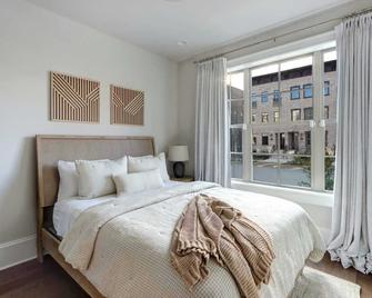 Harbor Breeze, Luxurious | Modern | Steps to River - Savannah - Slaapkamer