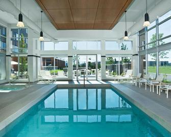 Element Vaughan Southwest - Vaughan - Pool