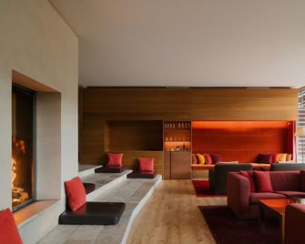 Vigilius Mountain Resort, a Member of Design Hotels - Lana - Salon