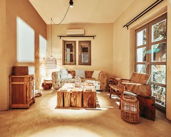 Gaia Alacati Bazaar - Alacati - Obývací pokoj