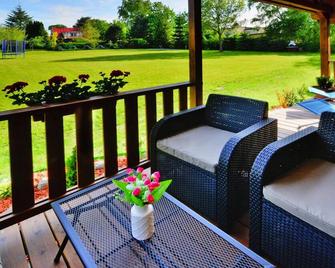 Holiday homes near the sea, Ustronie Morskie - Ustronie Morskie - Patio