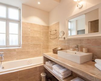Boutique Hôtel La Villa Montesquieu - Laudun