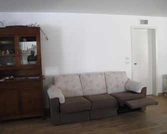 B&B Baratoff - Pesaro - Phòng khách