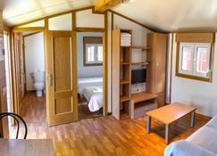 Camping DE Olite - Olite - Wohnzimmer