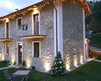 B&B da Morena - Minucciano - Edificio