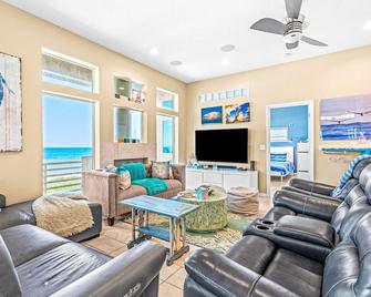 The Pelican's Roost - Melbourne Beach - Living room