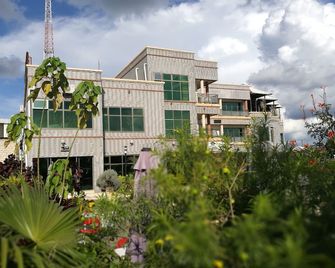 Golden Zambezi Lodge - Lusaka - Edificio