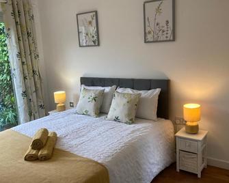 Park Cottage - Cosy 1 bedroom - Sywell - Bedroom