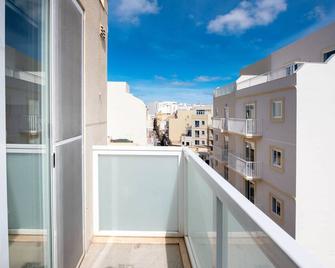 Vela Blu Apartments - Violetta Court - Gezira - Balcone