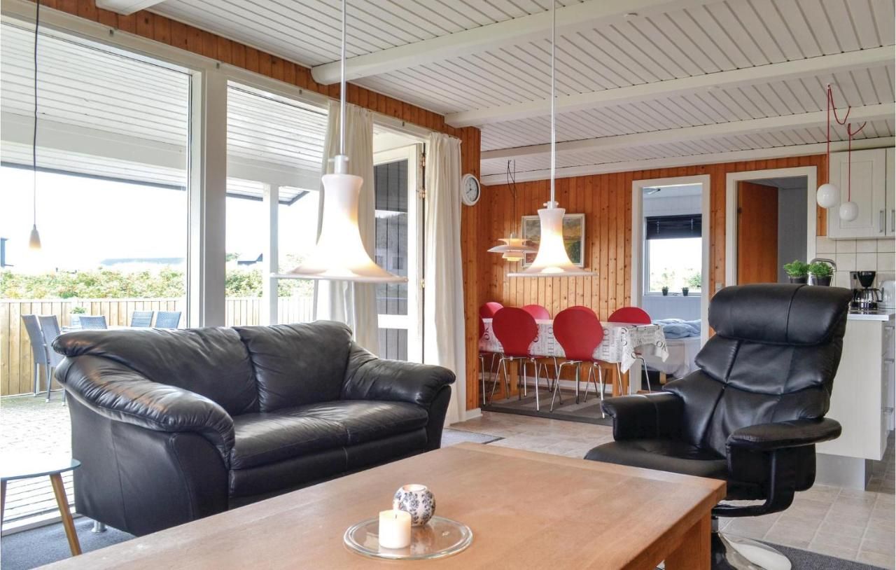 4 bedroom beach front home in Ringkøbing – Ringkøbing