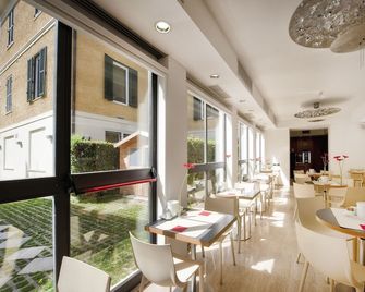 Best Western Ars Hotel - רומא - מסעדה