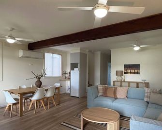 Golden Mile - On the Waterfront - 분달롱 - 거실