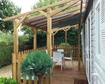 Comfortable mobile accommodation in the countryside. - Chambellay - Patio