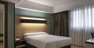 Hotel Ciudad de Logroño - Logroño - Camera da letto