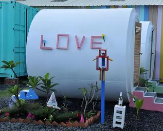 Pipe House Hostel - Hengchun Township - Edificio