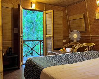 Adrak Mountain Mist Forest Resort - Sultan Bathery - Bedroom
