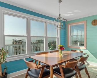 Waterfront Paradise - Bay Sunsets - Rejuvenate - Fairhope - Dining room