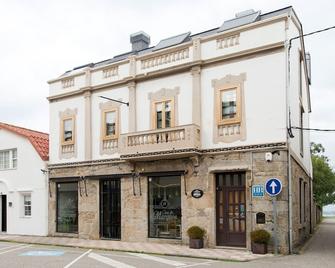 Casa do Marqués - Baiona - Edificio