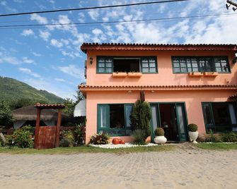 بوسادا سولار دا برايا - Vila do Abraao - مبنى