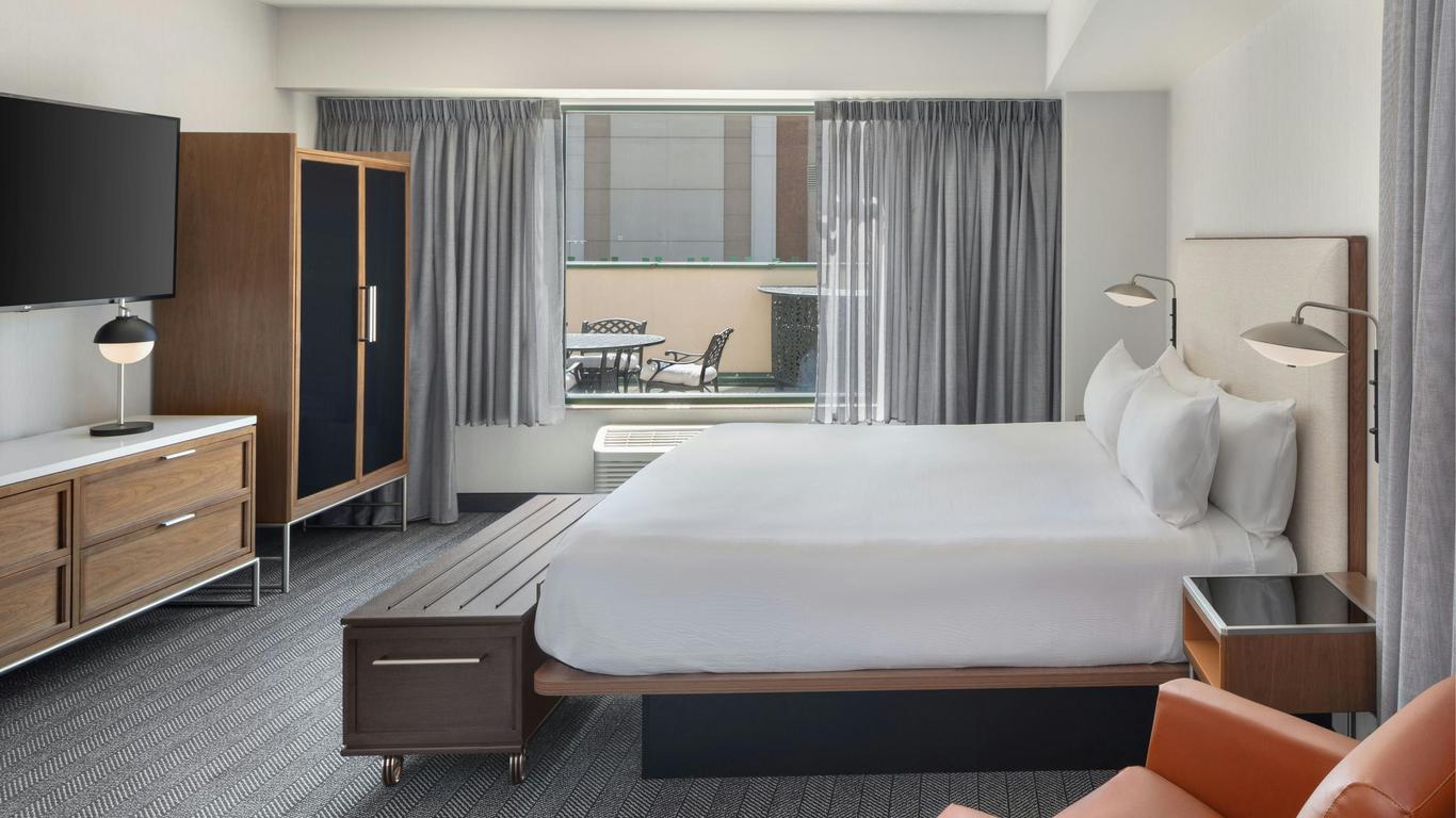 Courtyard by Marriott Stamford Downtown