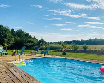 Gîte Chez Paulette - Mareuil-sur-Cher - Piscina