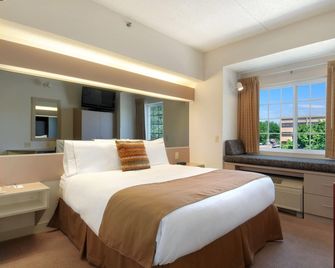 Microtel Inn & Suites By Wyndham Bloomington Msp Airport - Bloomington - Slaapkamer