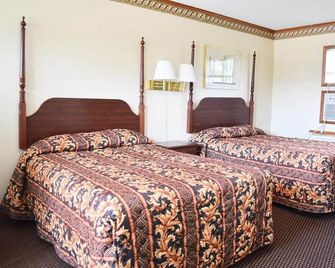 Budget Inn / 2 double beds non smoking - Fairmont
