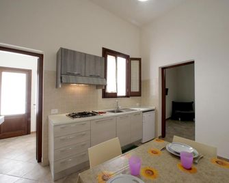 Appartamenti Francesco - Trapani - Kitchen