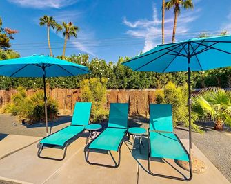 Mid Century Meiselman with Private Pool & Spa Permit# 3971 - Palm Springs - Patio